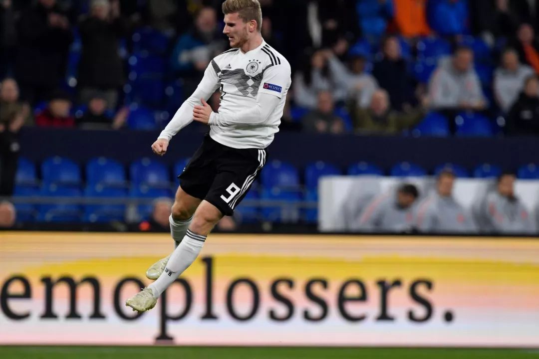 米兰体育亚洲官网-以色列队在比赛中打出亮眼表现，领先他队几步