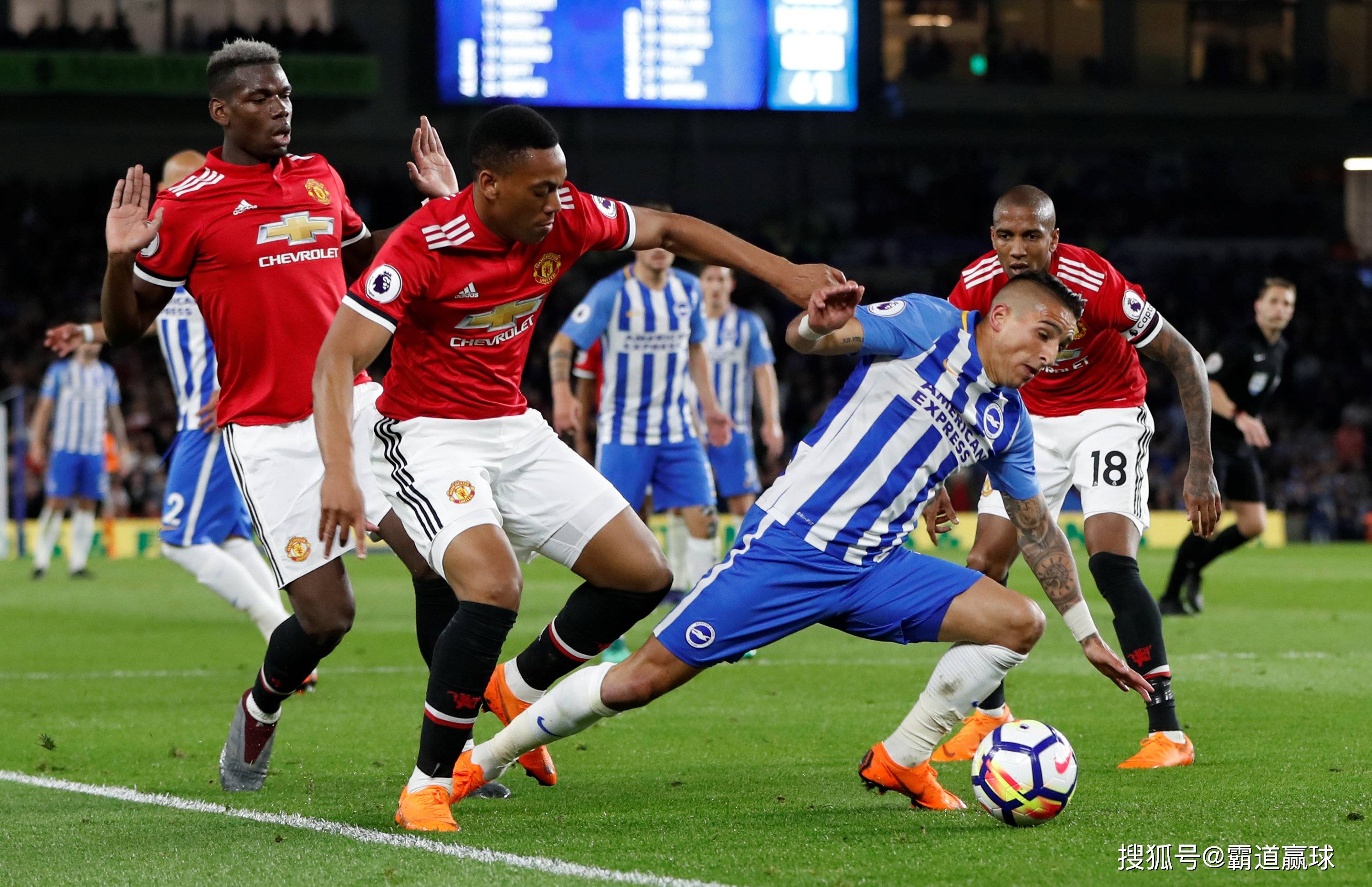 米兰体育中国官网-曼联逆转战胜对手，球迷欢呼不已的简单介绍