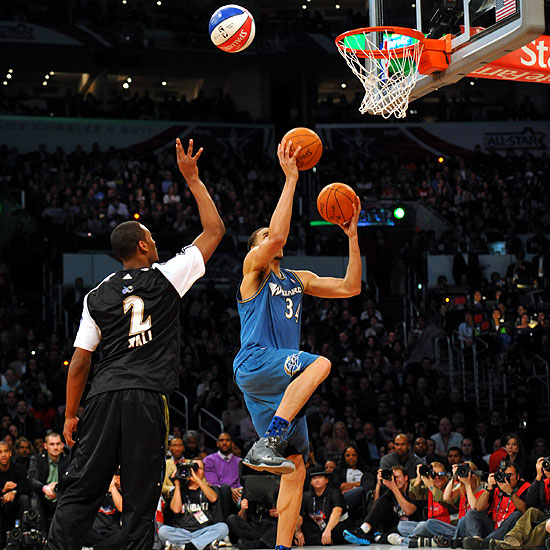 NBA球员在全明星周末精彩表现 NBA球员在全明星周末精彩表现