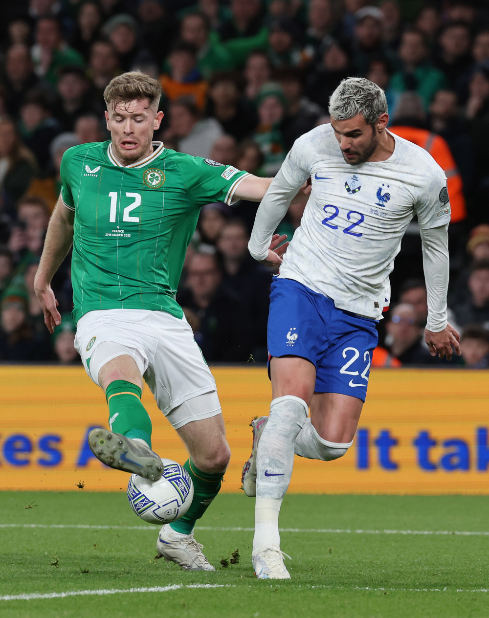 拼尽全力!国家队在欧锦赛预选赛中迎战强敌 拼尽全力!国家队在欧锦赛预选赛中迎战强敌