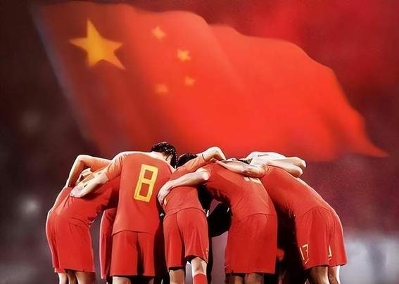 年轻球员积极斗志，带领球队夺冠