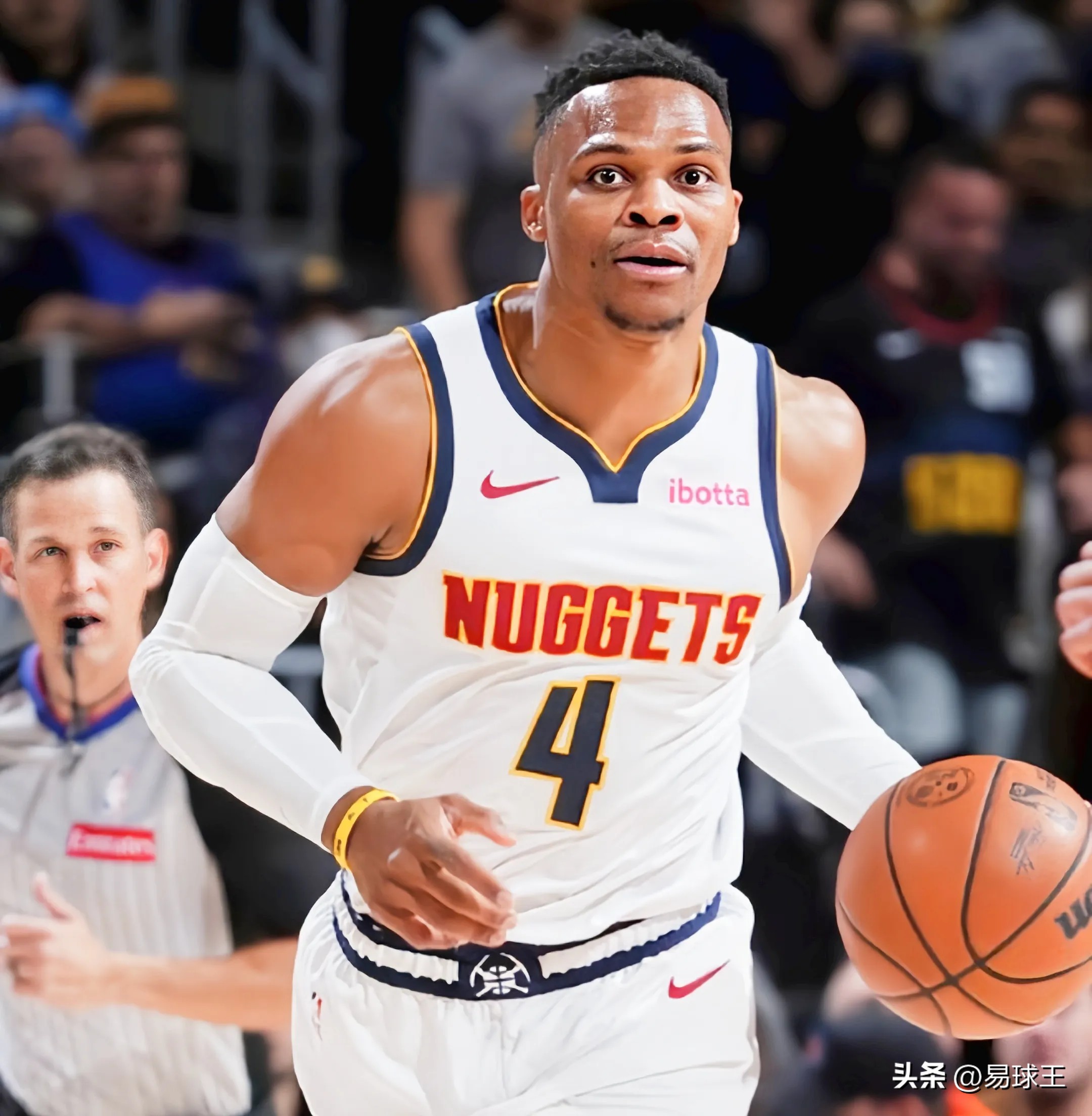 关于掘金队客场击败对手暂领先西部联盟的信息