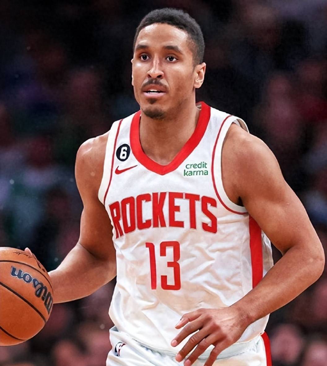 火箭客场战胜尼克斯，卡佩拉砍下20+20！