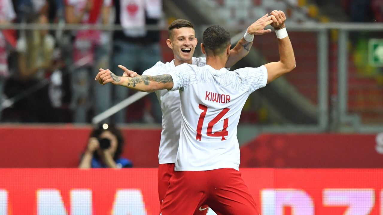 波兰队客场险胜德国队，意欲杀入淘汰赛