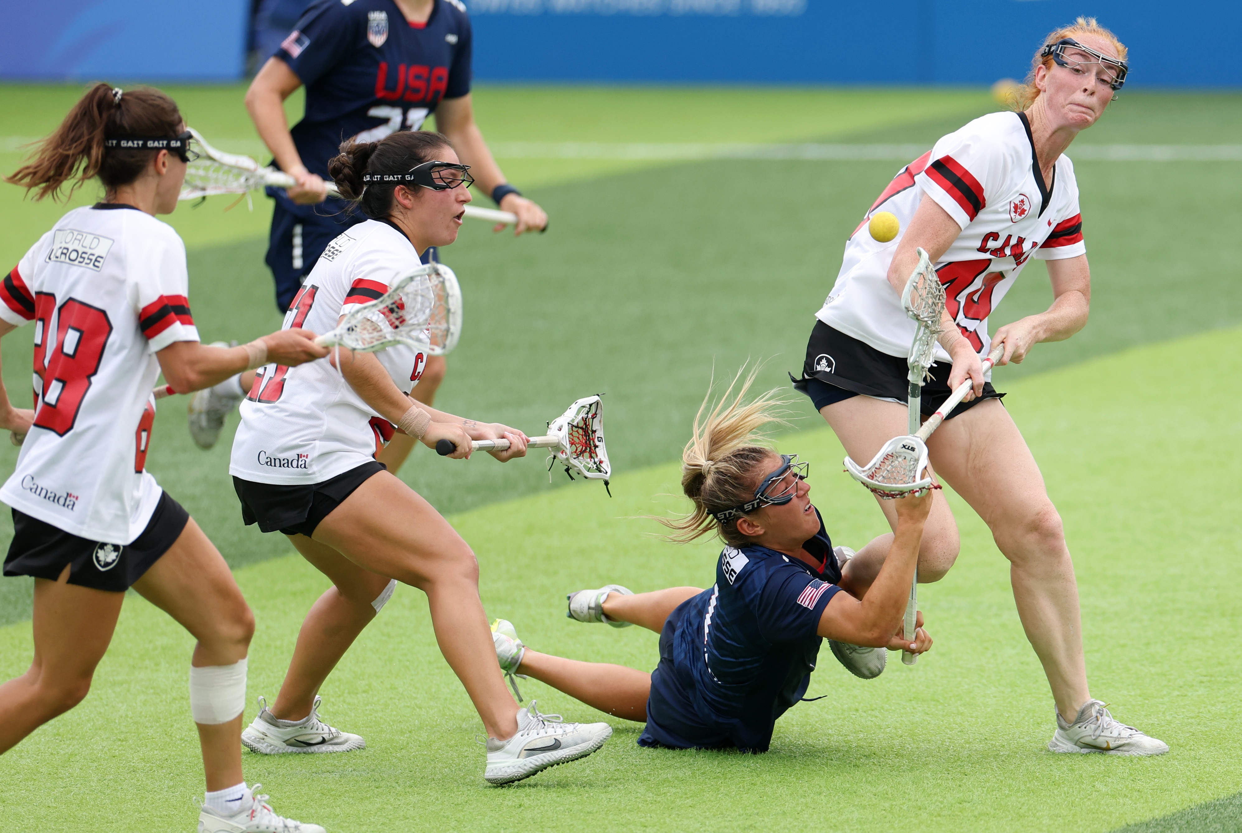 速度之争：田径赛场美国选手夺冠的简单介绍