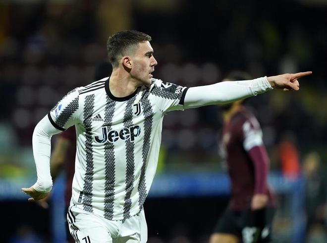 米兰体育入口-尤文图斯前锋连续进球，成为球队得分王的简单介绍