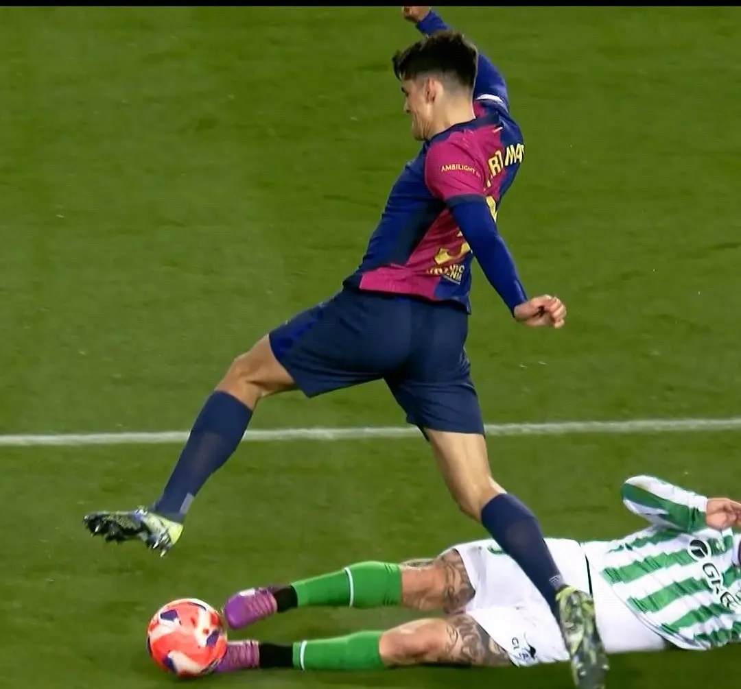 米兰体育登录-球员受伤，影响本场比赛胜负