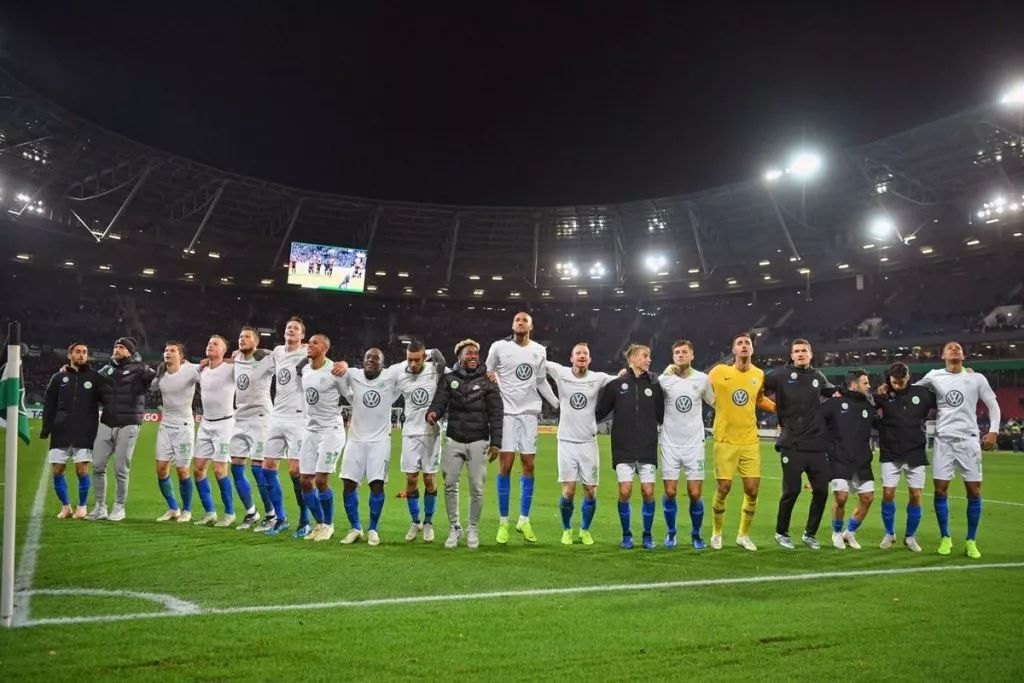 关于沃尔夫斯堡惨败汉诺威，保级形势严峻的信息