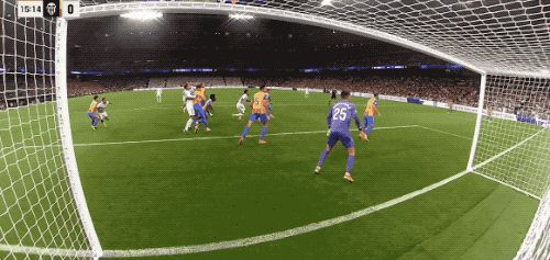 米兰体育官方-瓦伦西亚主场取胜，豪门复兴蓄势待发的简单介绍